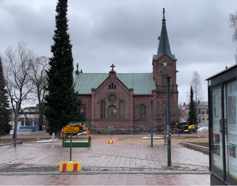 Valtion kirkko ei salli Jyväskylässä samaa sukupuolta olevien parien vihkimistä tiloissaan